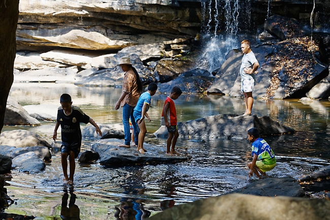 Famille et amis-FEV17-012